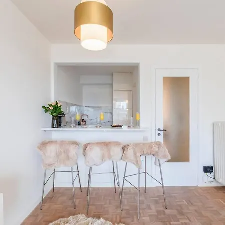 Luxury Leie View Apartment Ghent