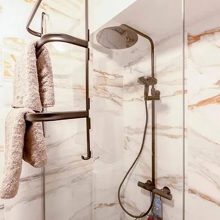 Luxury Leie View Apartamento